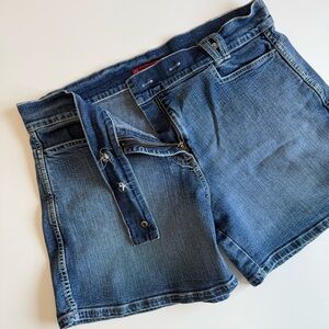 ⭐️ Vintage Urban Star Blue Denim Shorts Size 12 ⭐️